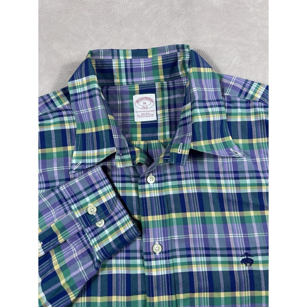 Brooks Brothers 346 Shirt Size XL Multicolor Plaid Long Sleeve Button Up